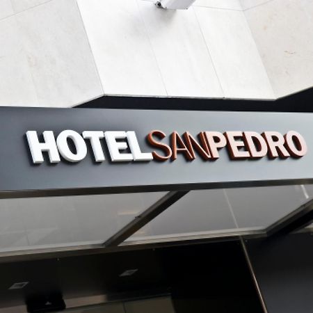 Hotel San Pedro Langreo Eksteriør bilde