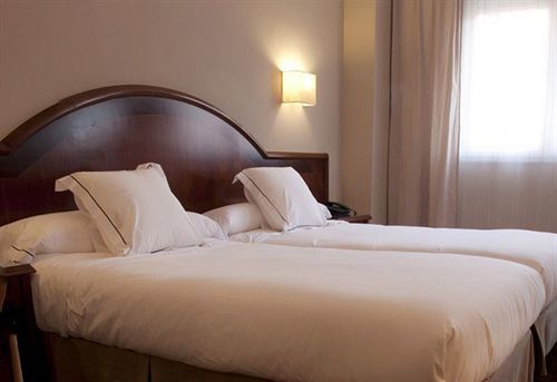 Hotel San Pedro Langreo Eksteriør bilde