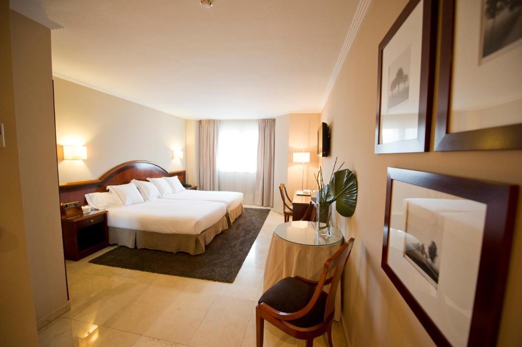 Hotel San Pedro Langreo Eksteriør bilde